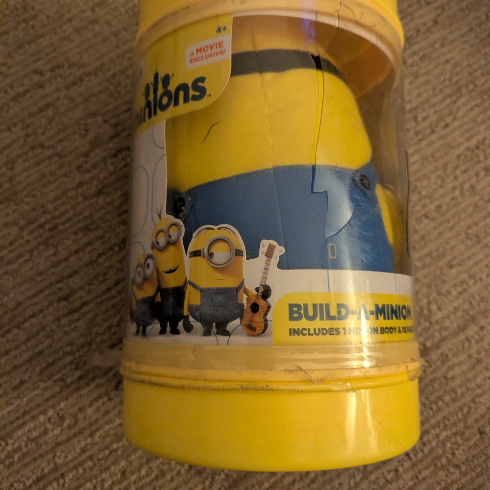 Dreamworks Minions Stuffed Animal - Yellow and Blue
